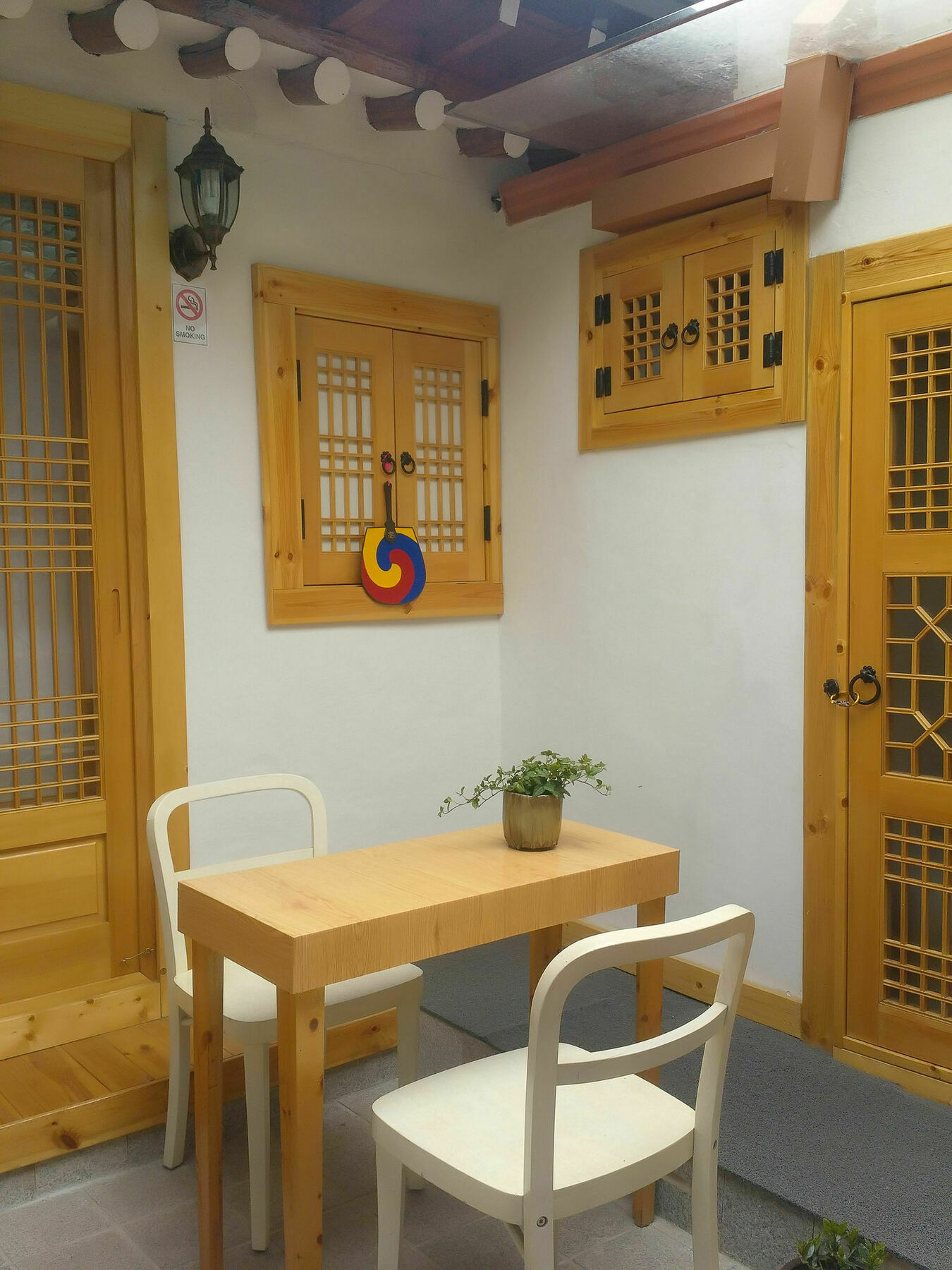 Seoul Lucky Guesthouse Hanok Exterior photo